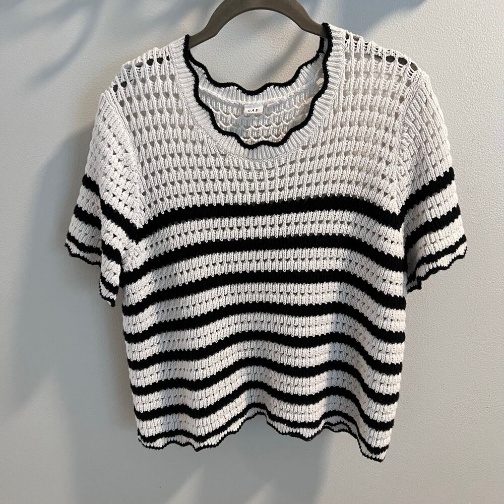 Gap Black and Cream Striped Crochet Knit 100% Cotton Short Sleeve Top Size L